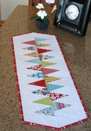 Winding Road Table Runner # CLPGER004
